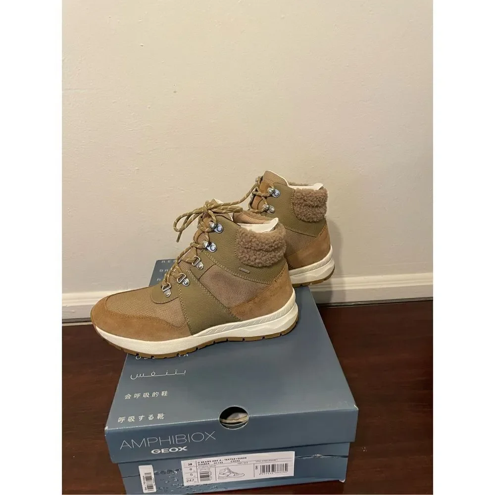 Geox Women’s Braies waterproof, breathable Faux fur hiker boot size 8, NIB